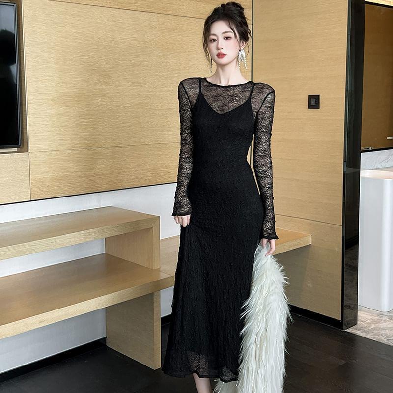 Long-Sleeve Round Neck Lace Midi A-Line Dress Product Image