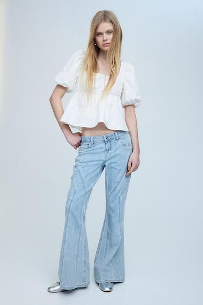 Flared Low Jeans Product Image