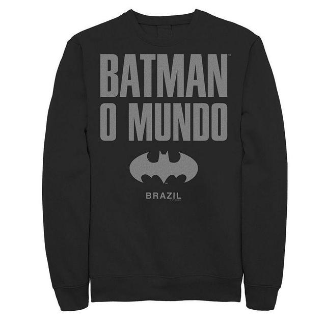 Mens Batman: O Mundo Word Stack Icon Sweatshirt Product Image