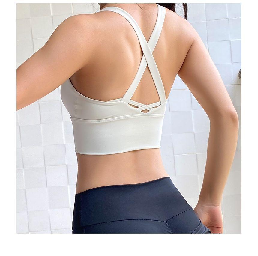 Plain Criss Cross Sports Bra Product Image