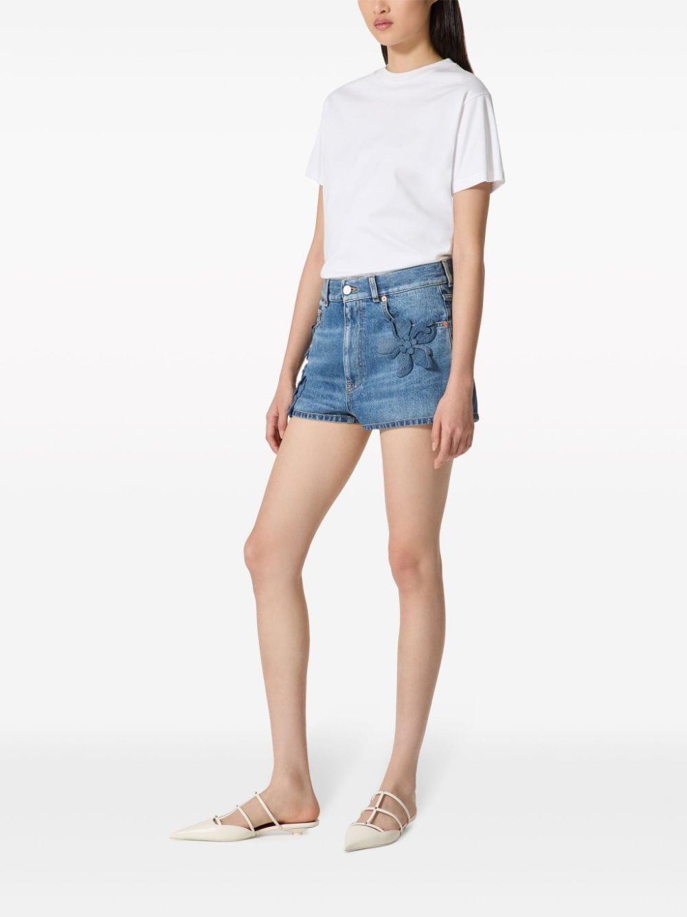 Floral-appliqué Denim Shorts In Blue Product Image