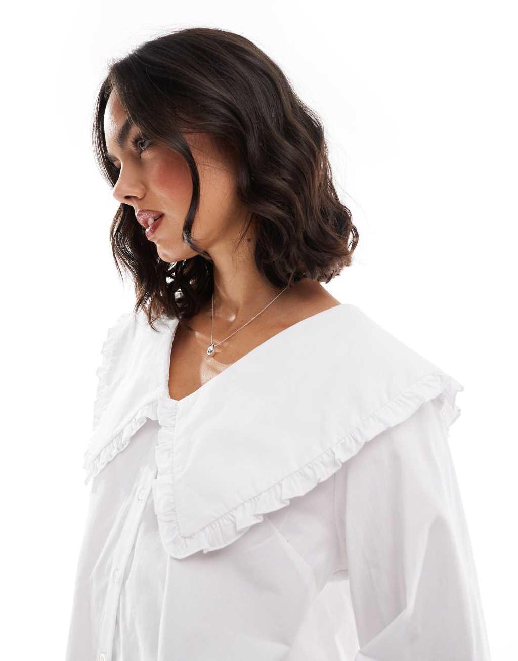 ASOS DESIGN oversized shirt with plunge pie crust collar in white Product Image