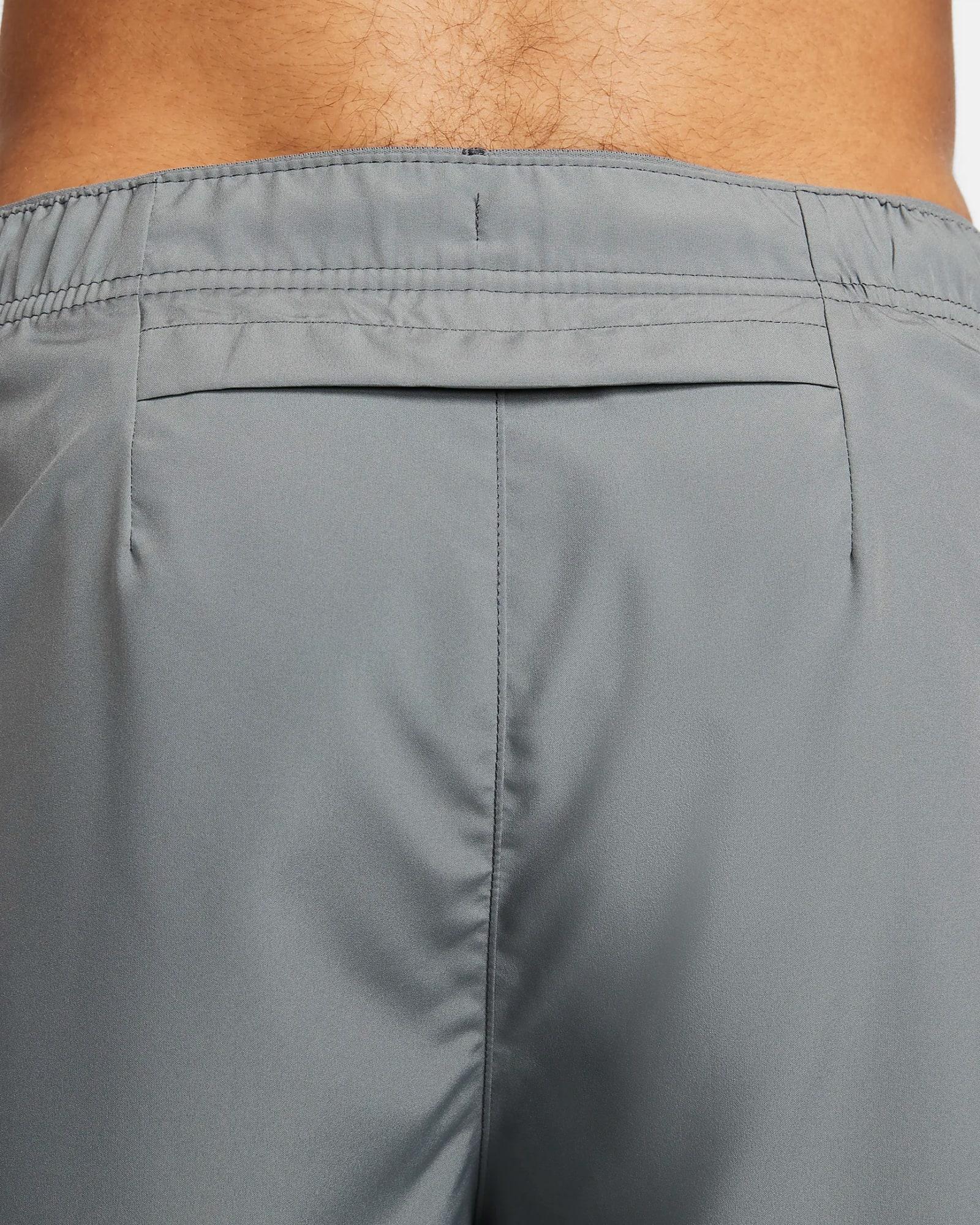 Nike Men's Dri-FIT 7" Challenger Running Shorts Product Image