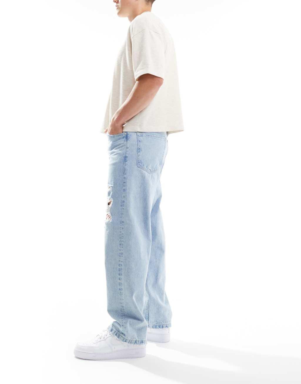 Pull&Bear ripped baggy jeans in mid blue Product Image