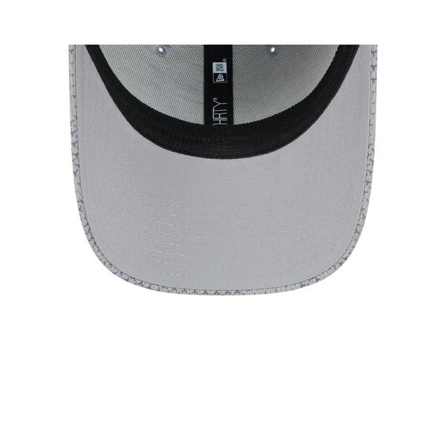 Los Angeles Rams 2024 Sideline Gray 39THIRTY Stretch Fit Hat Male Product Image