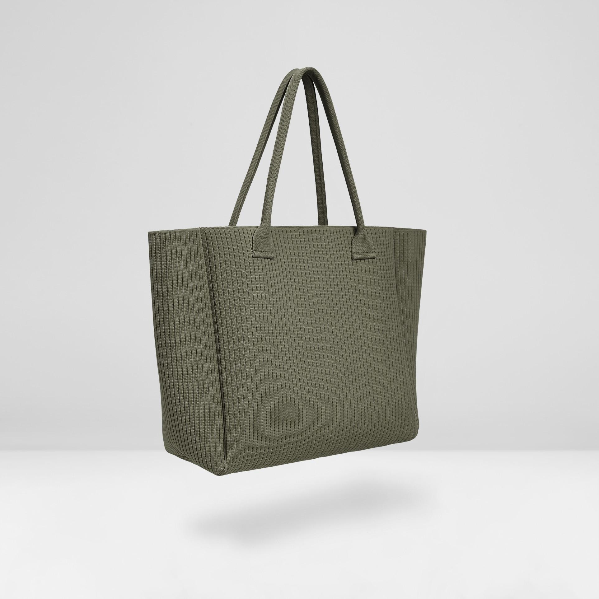 The Essential Tote (Maia) Product Image