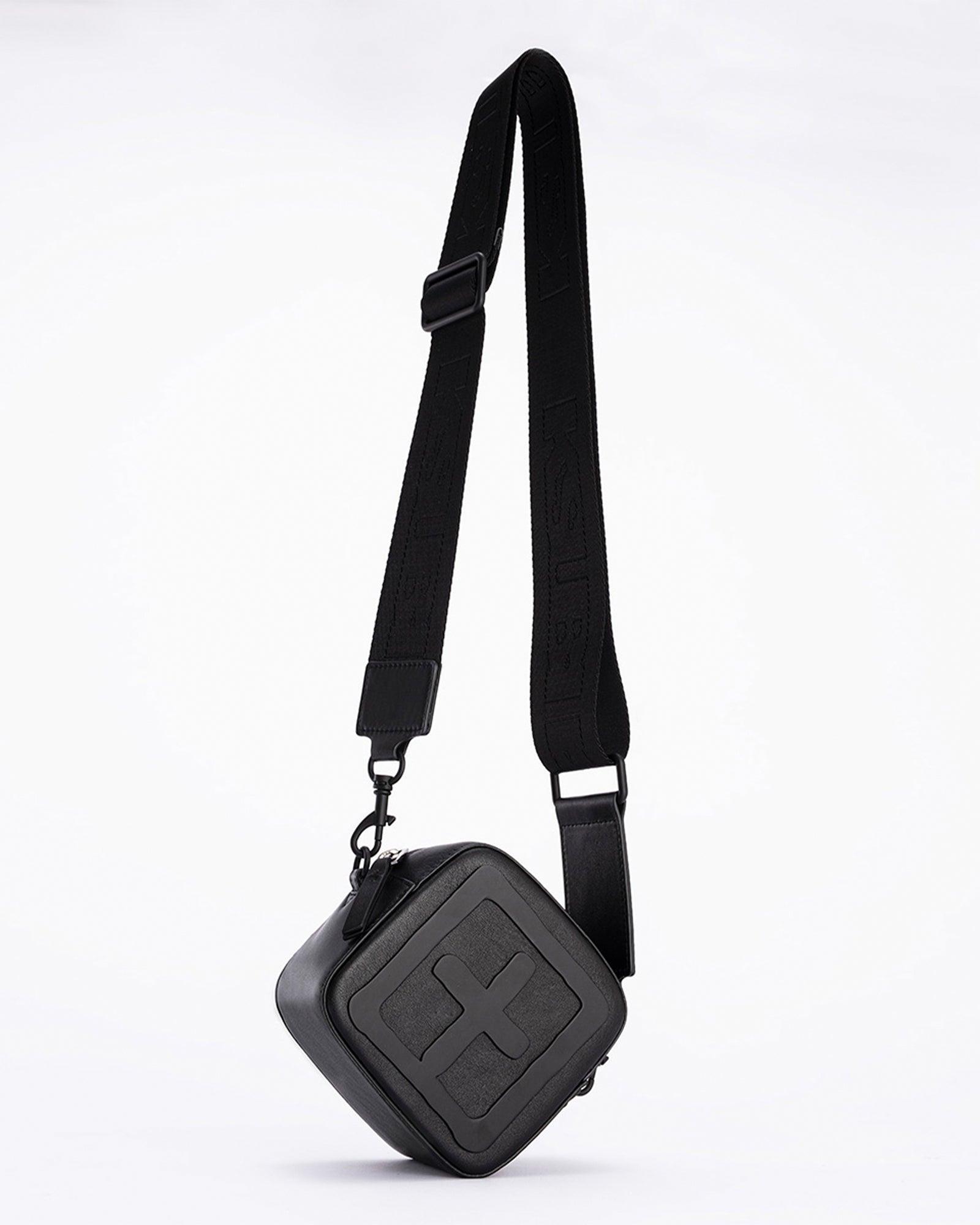 KUBE MINI BAG BLACK Female Product Image