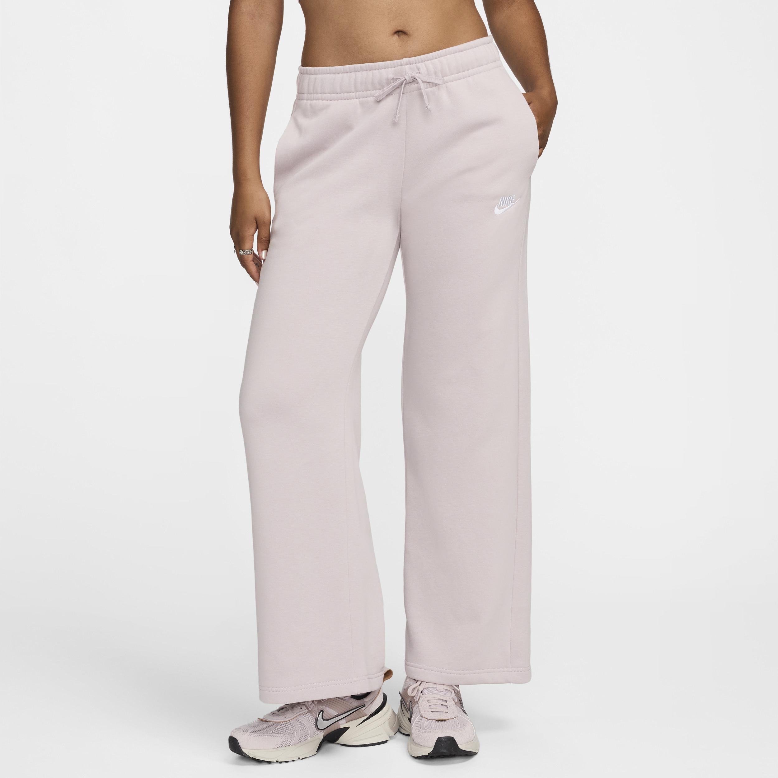 Women's Nike Sportswear Club Fleece Mid-Rise Wide-Leg Sweatpants Product Image