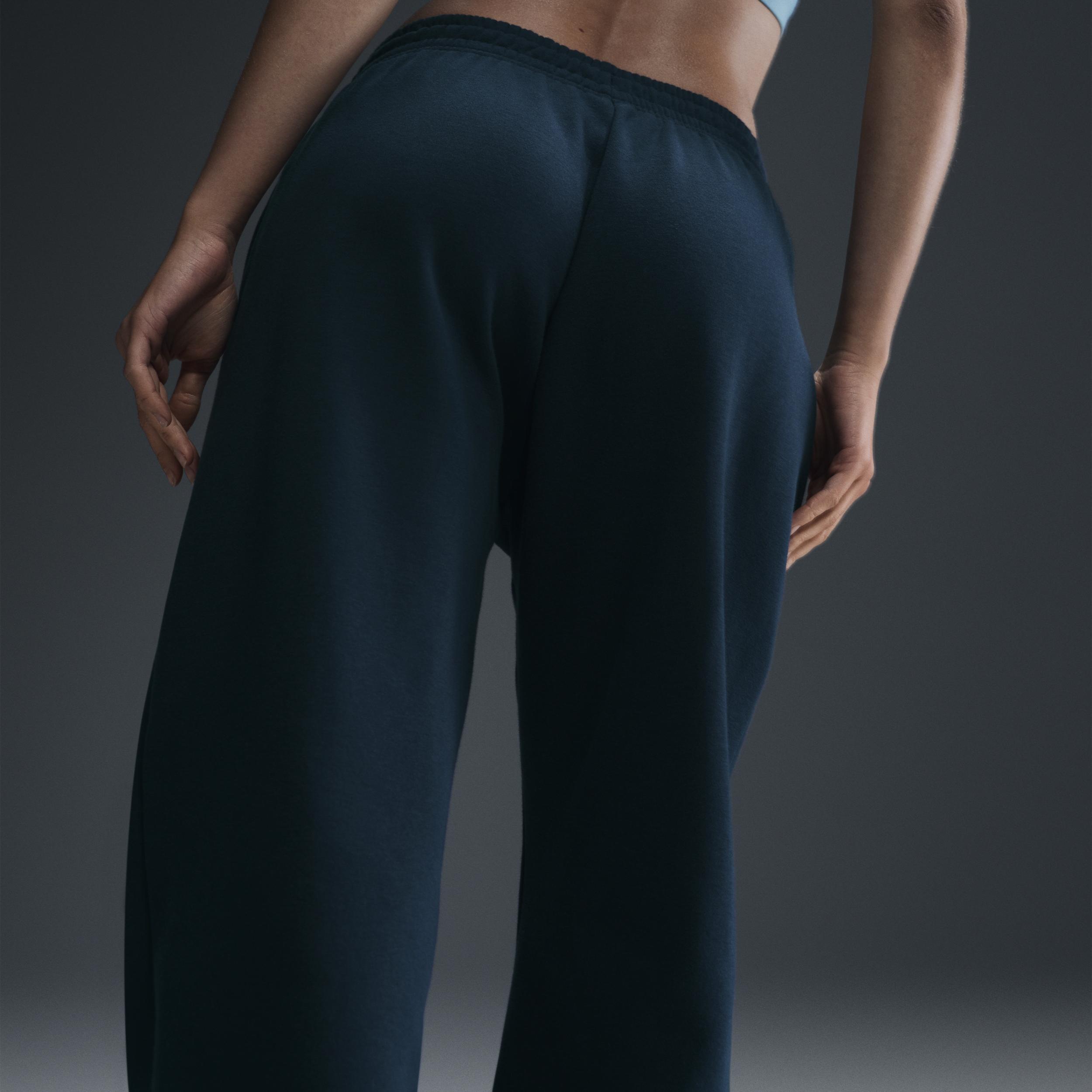 Women's Nike Sportswear Phoenix Fleece High-Waisted Oversized Sweatpants Product Image