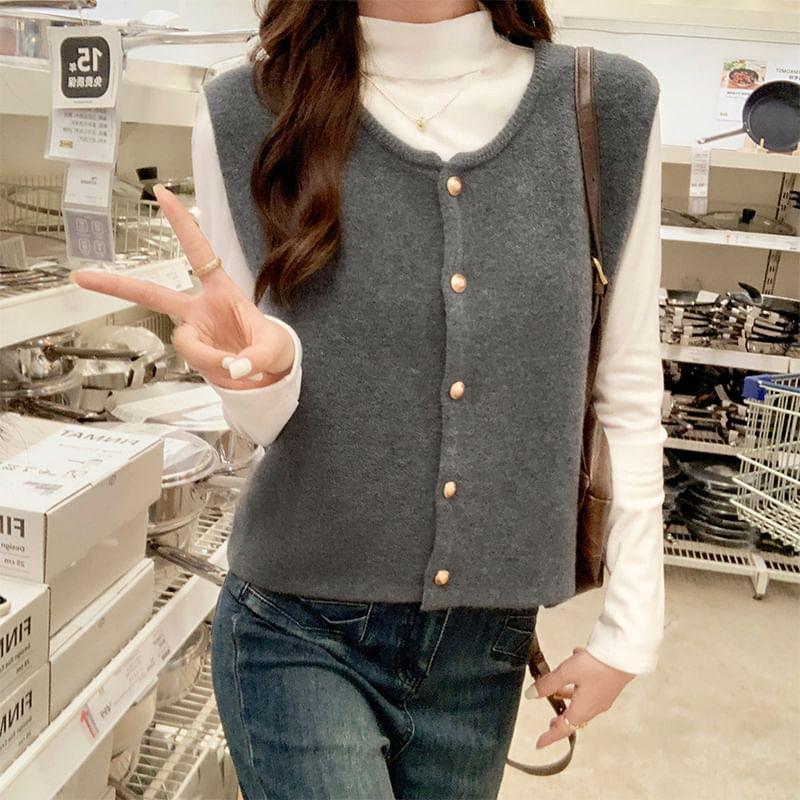 Round Neck Button Up Plain Sweater Vest Product Image