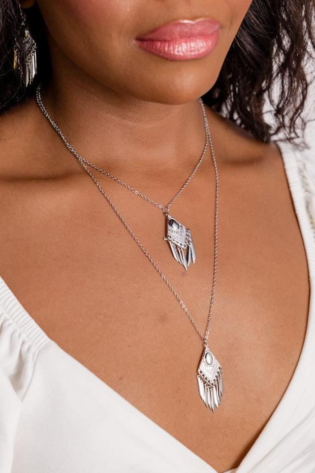 Silver Fringe Pendant Necklace Product Image