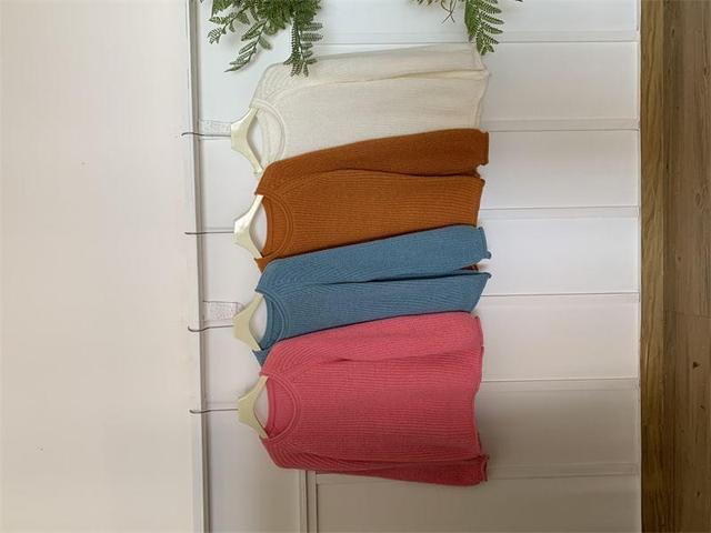 Raglan-Sleeve Round Neck Plain Ribbed Sweater Product Image