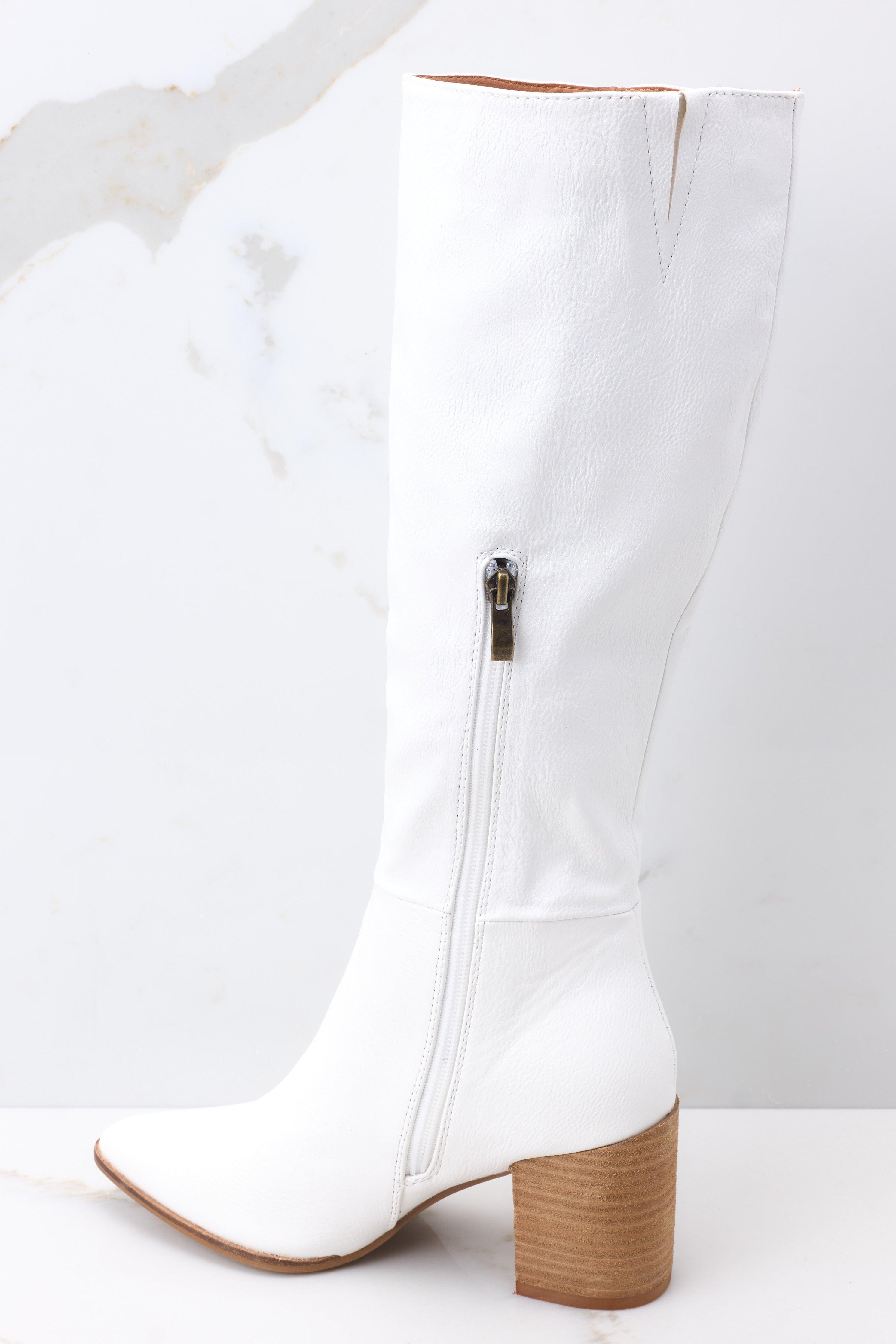 Go Get 'Em White Boots product image