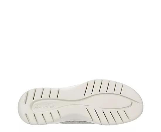 Skechers Womens Slip-Ins On The Go Flex Clover Sneaker Product Image