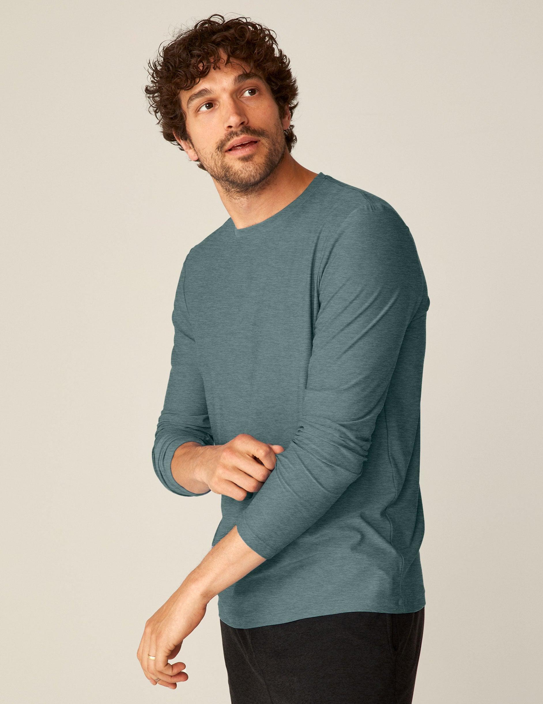 Always Beyond Long Sleeve Crew 2.0 Male Product Image