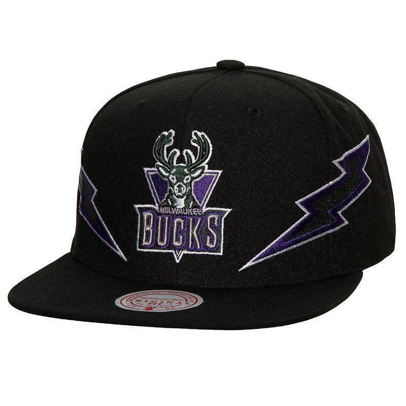 Mens Mitchell & Ness Milwaukee Bucks Hardwood Classics Soul Double Trouble Lightning Snapback Hat Product Image