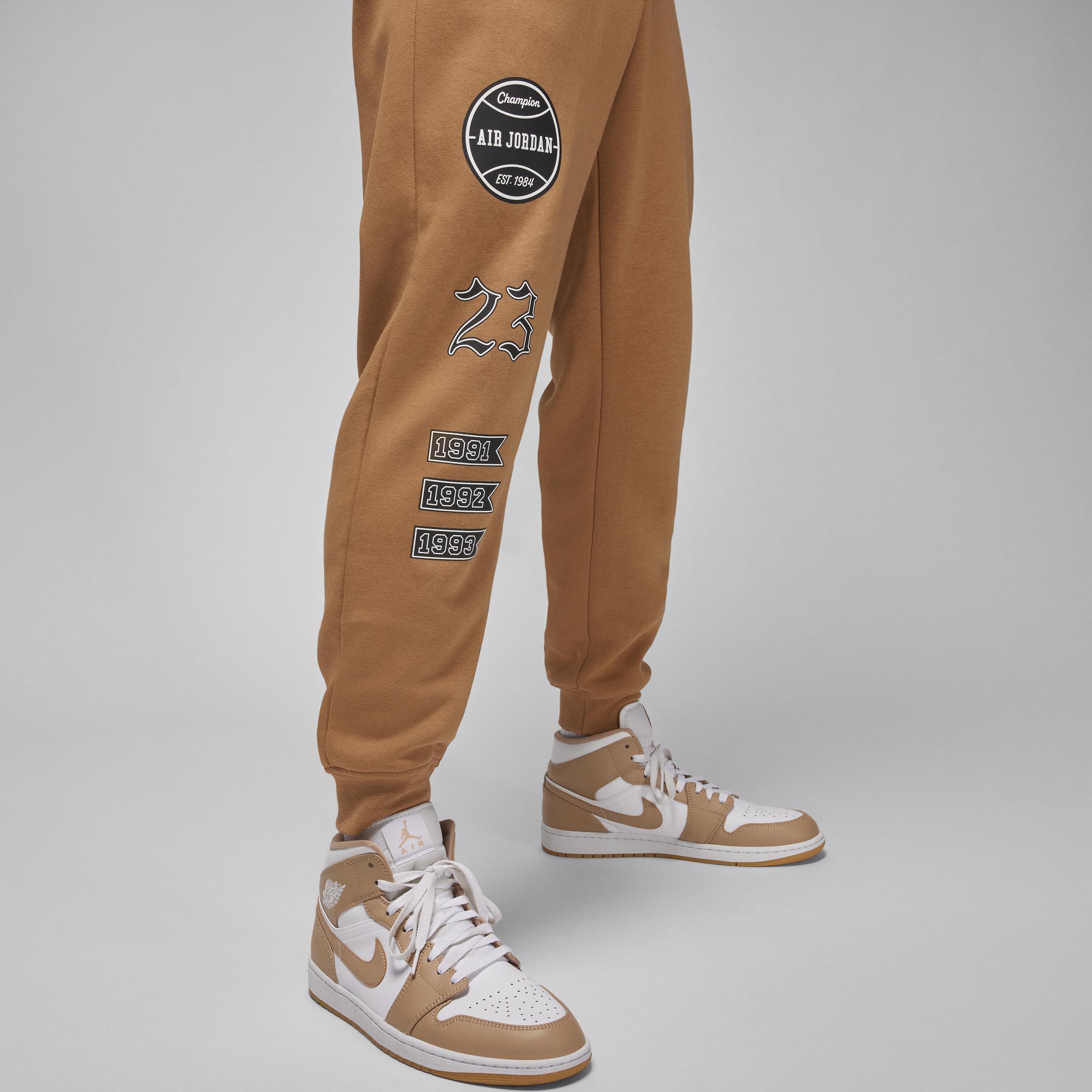 Men's Jordan Essentials Fleece Pants Product Image