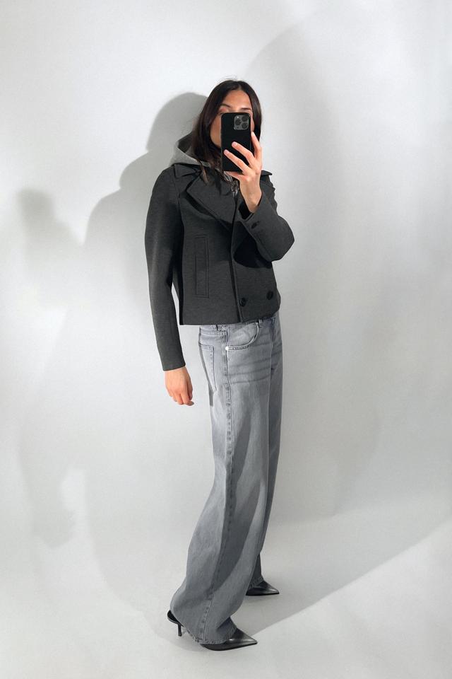 CONTRASTING HOODED CROPPED JACKET Product Image