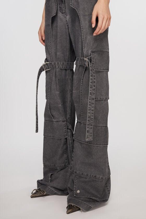 Cargo trousers Product Image