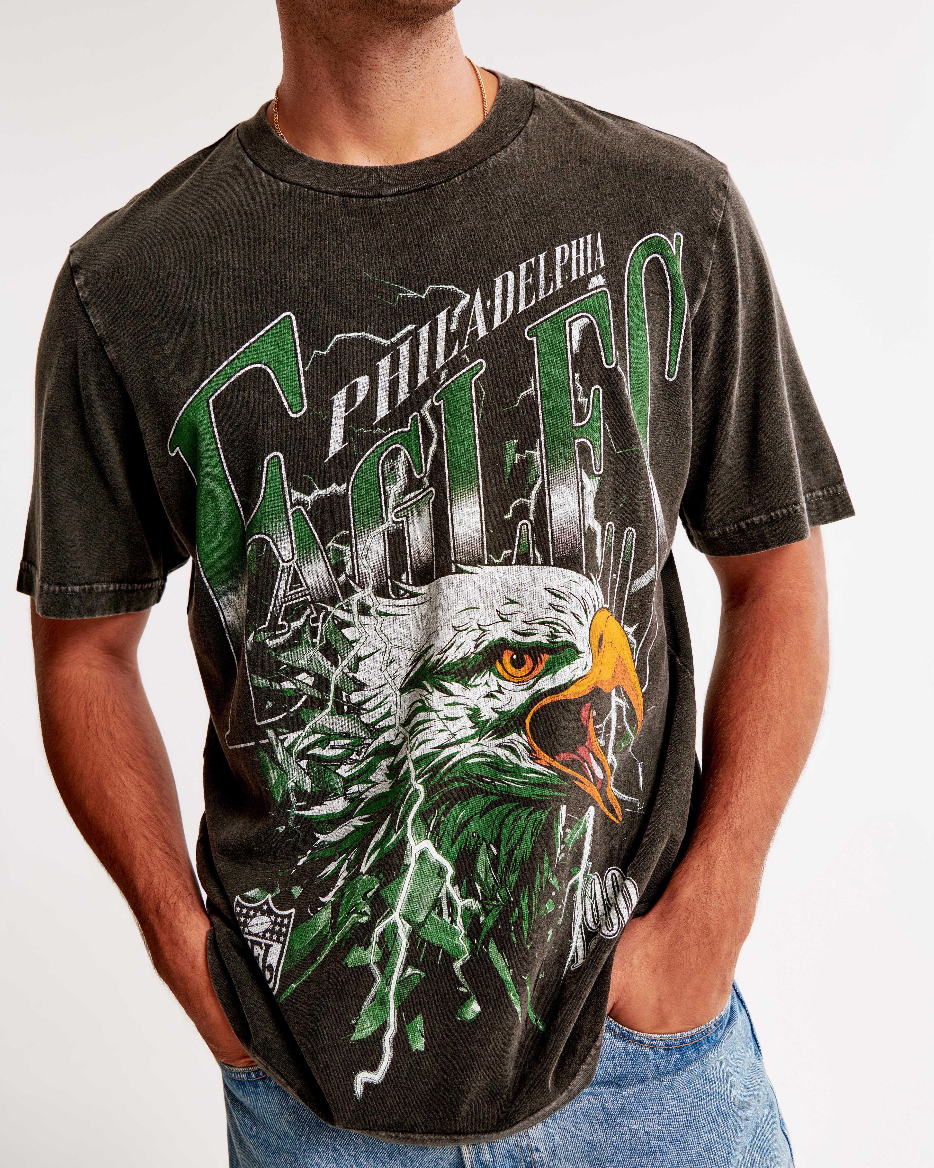 Philadelphia Eagles Vintage-Inspired Graphic Tee Product Image