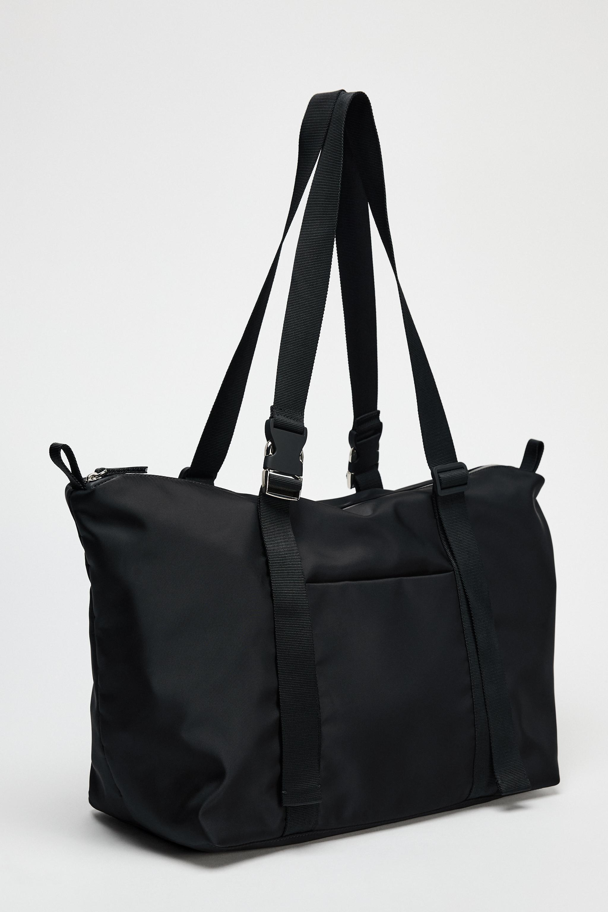 SHOULDER TOTE Product Image