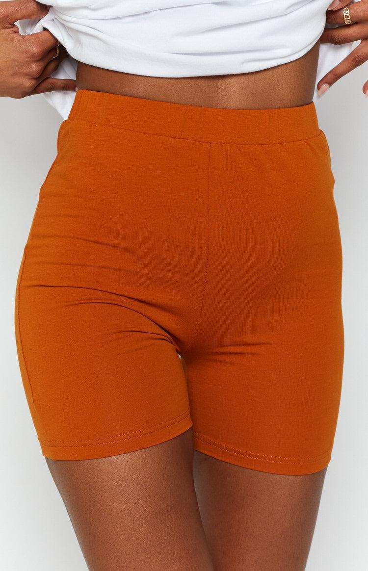 Wellness Shorts Tan Product Image