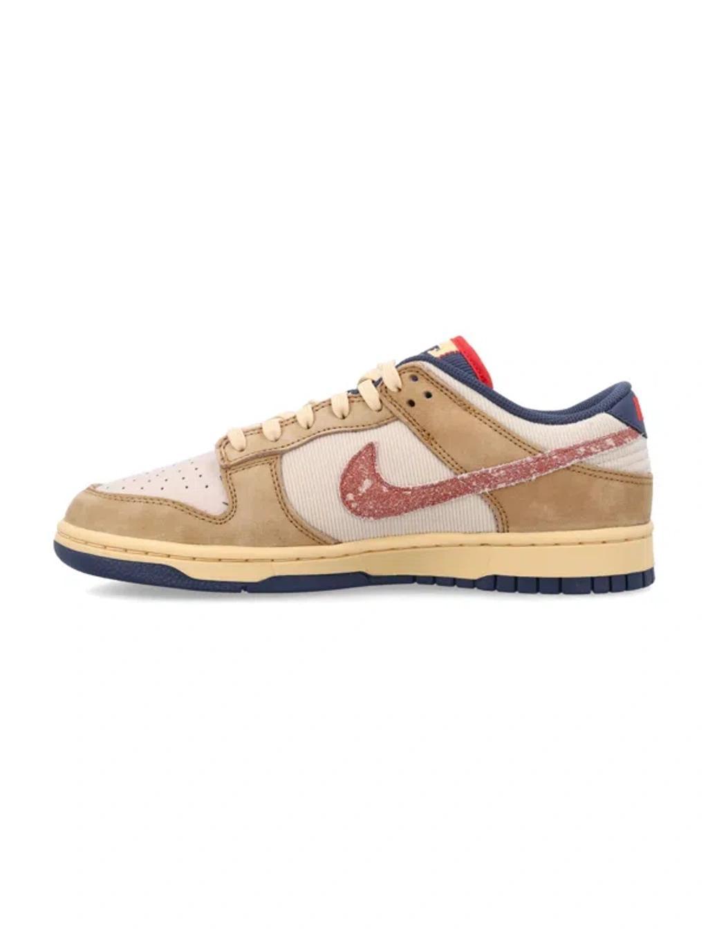 NIKE Dunk Low Retro Se In Multicolor Product Image