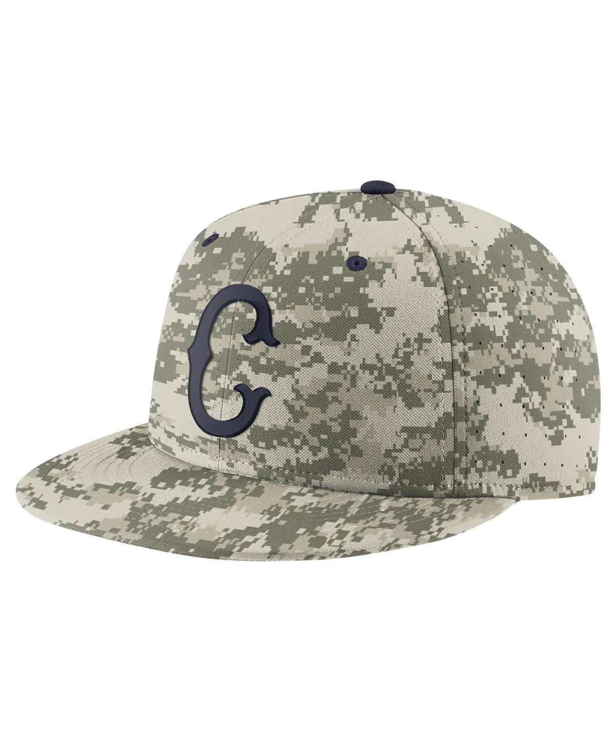 Mens Nike Camo UConn Huskies Aero True Baseball Performance Fitted Hat Product Image