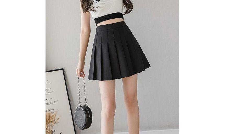 High-Waist Mini Pleated Skirt Product Image