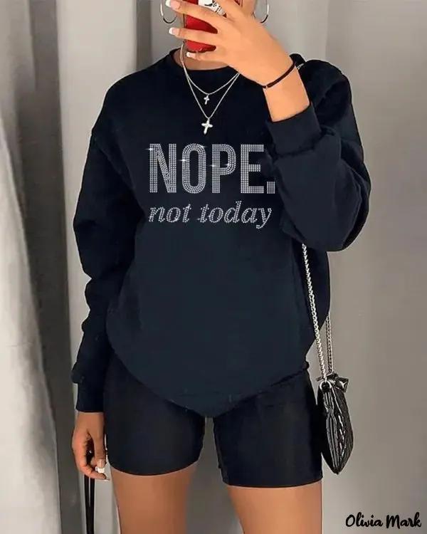 Olivia Mark – Long-sleeved sweatshirt with letter pattern and rhinestones product image