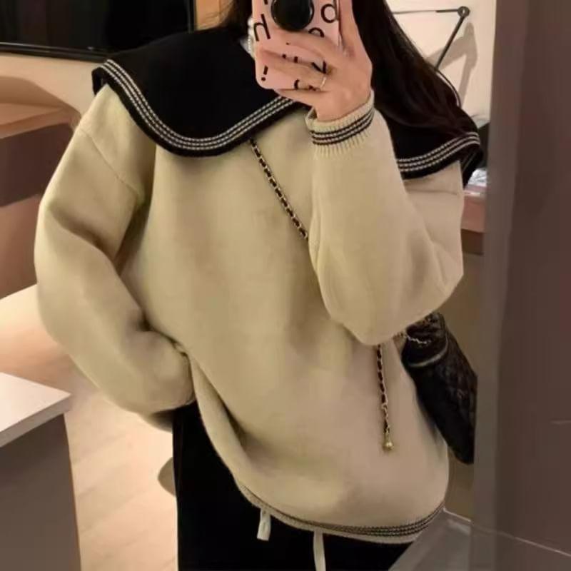 Collar Two Tone Sweater Product Image