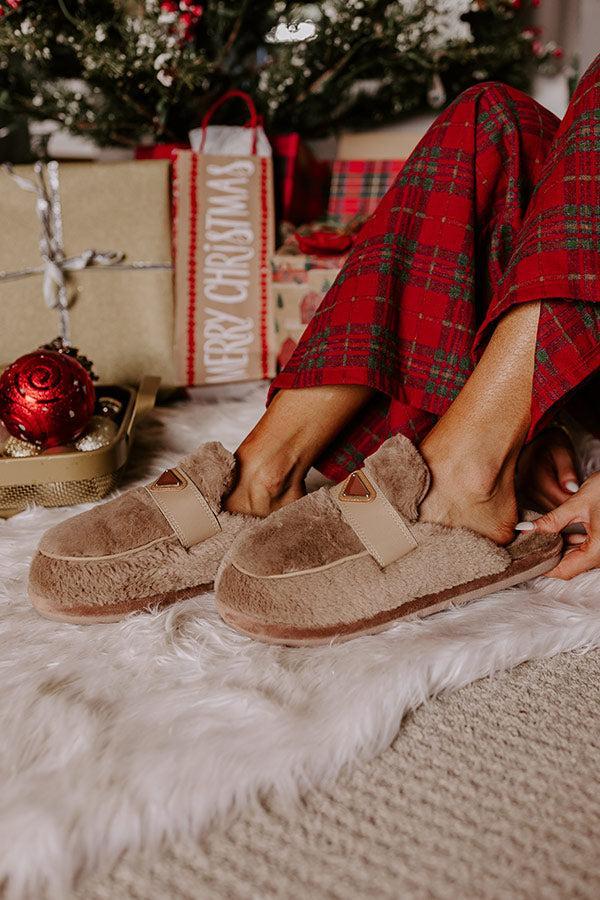 The Luna Plush Slipper in Taupe Product Image