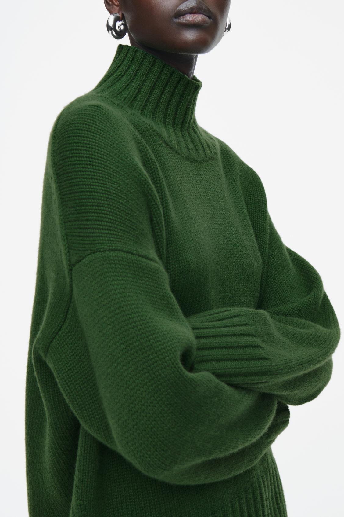 CHUNKY PURE CASHMERE TURTLENECK SWEATER Product Image