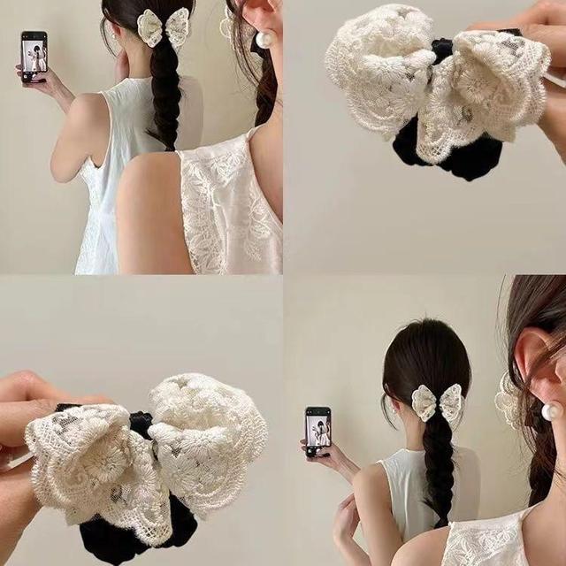 Lace Bow Scrunchie Product Image