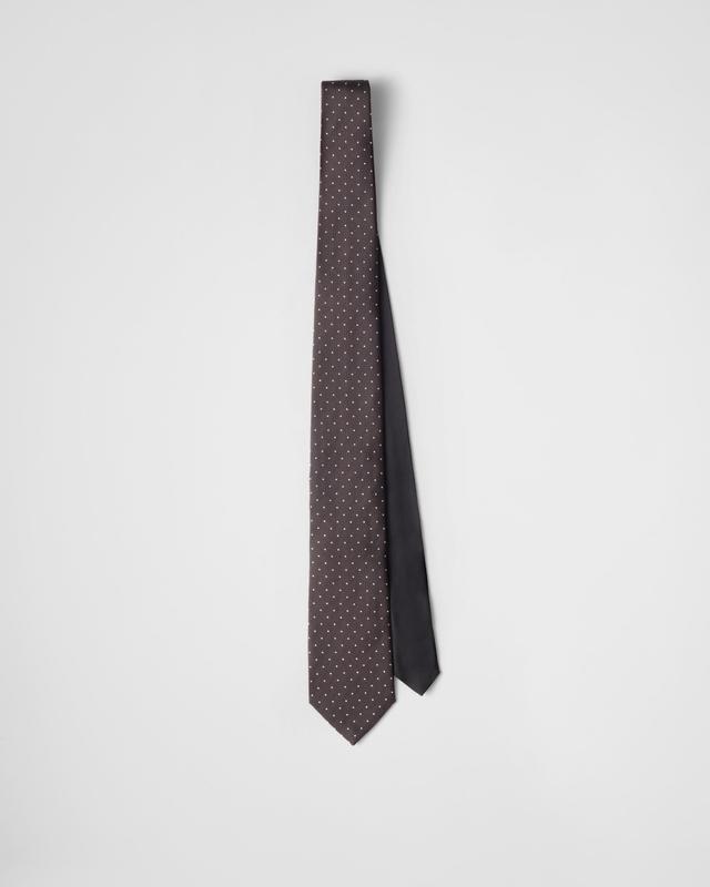 Silk tie Product Image