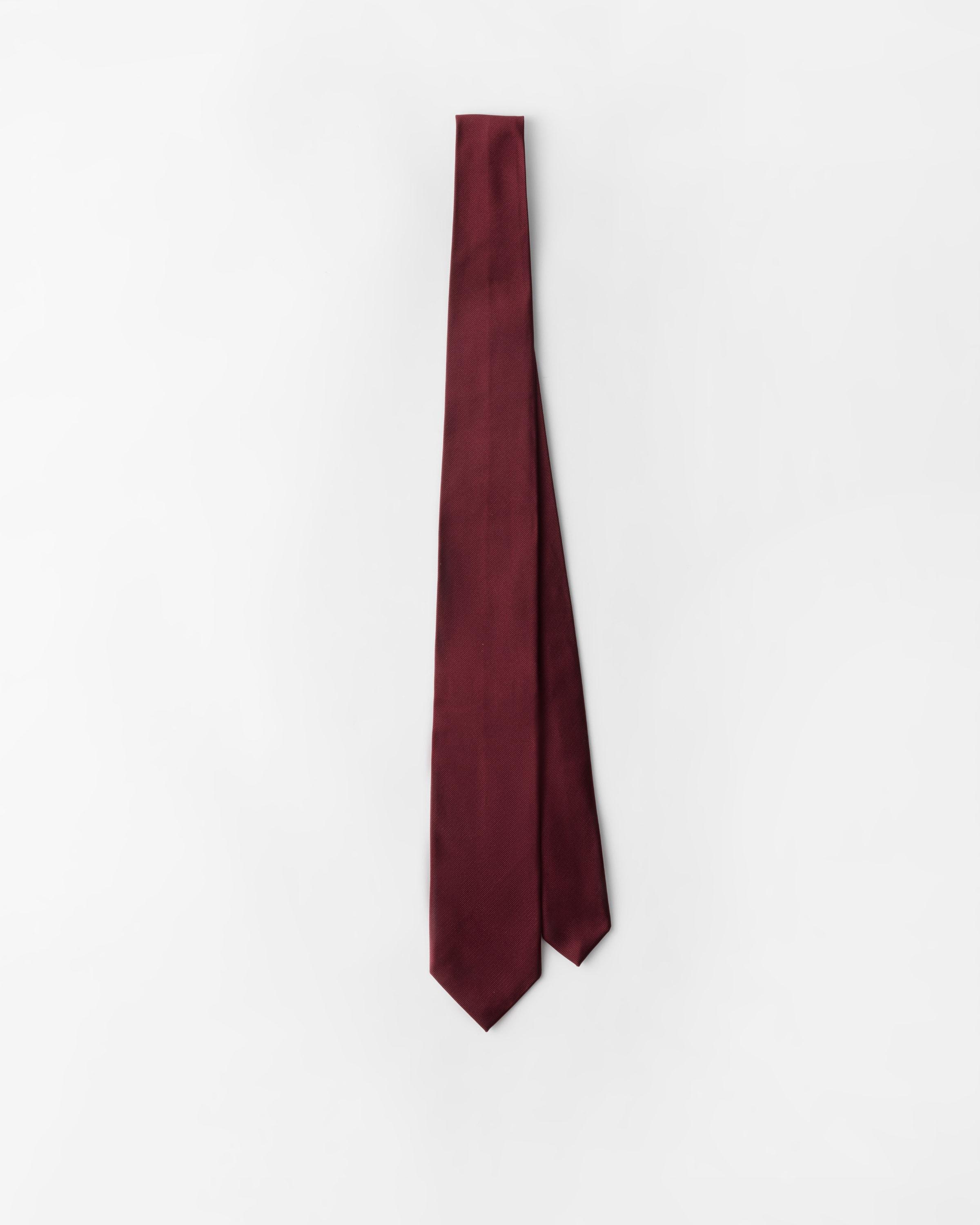 Silk tie Product Image