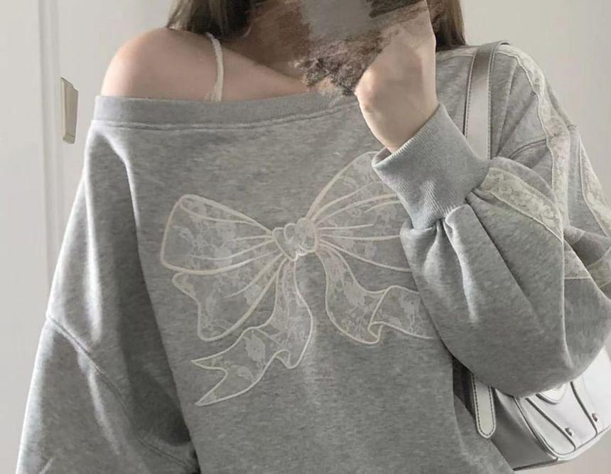 Off-Shoulder Bow Embroidered Sweatshirt Product Image