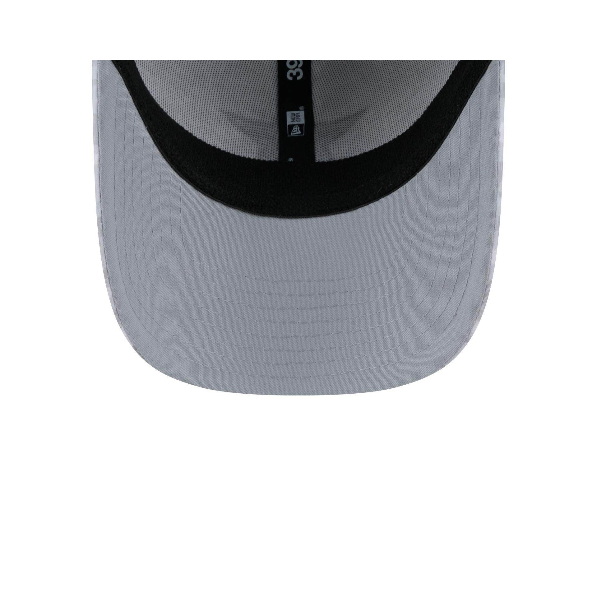 Dallas Cowboys 2024 Salute to Service 39THIRTY Stretch Fit Hat Male Product Image