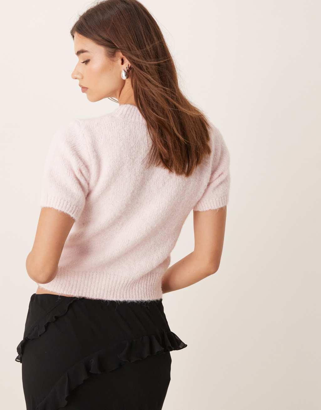 Gina Tricot fluffy knitted short sleeve sweater in pink Product Image