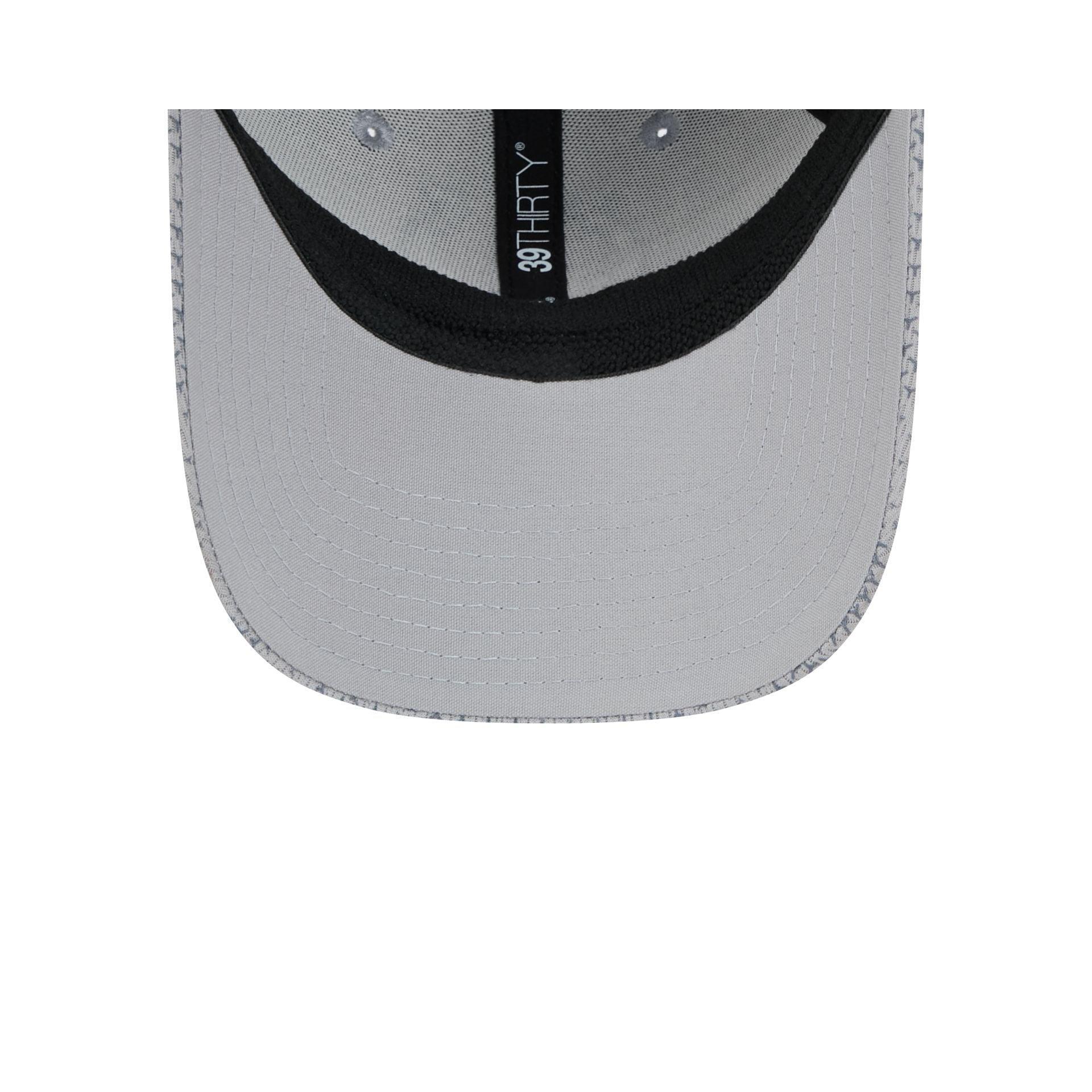 Indianapolis Colts 2024 Sideline Gray 39THIRTY Stretch Fit Hat Male Product Image