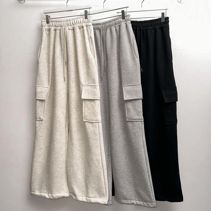 Drawstring Waist Plain Fleece-Lined Wide Leg Cargo Sweatpants Product Image