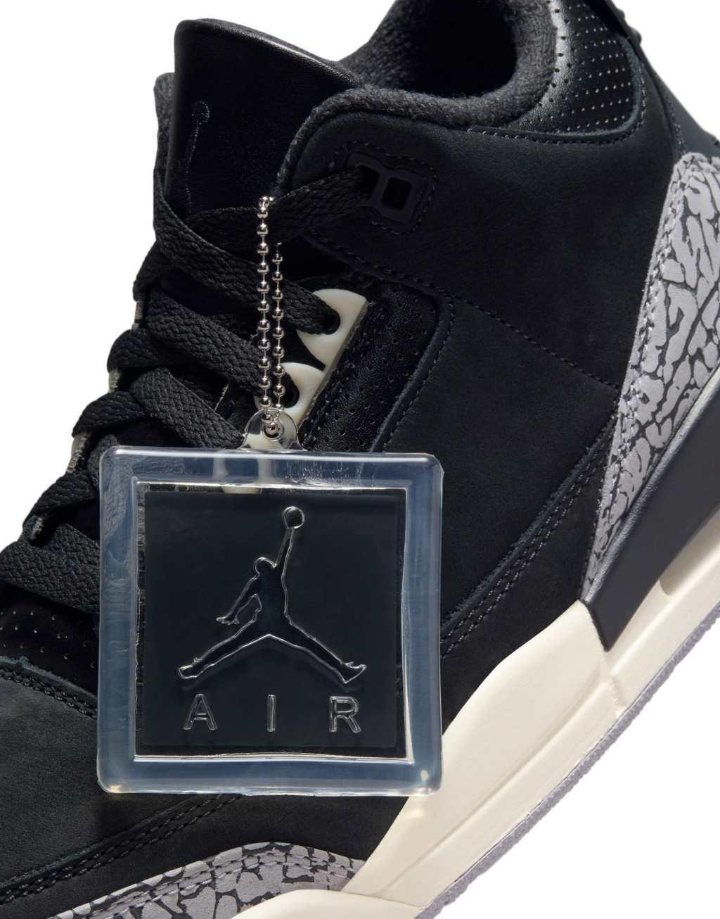 Nike Air Jordan 3 Retro sneakers Product Image