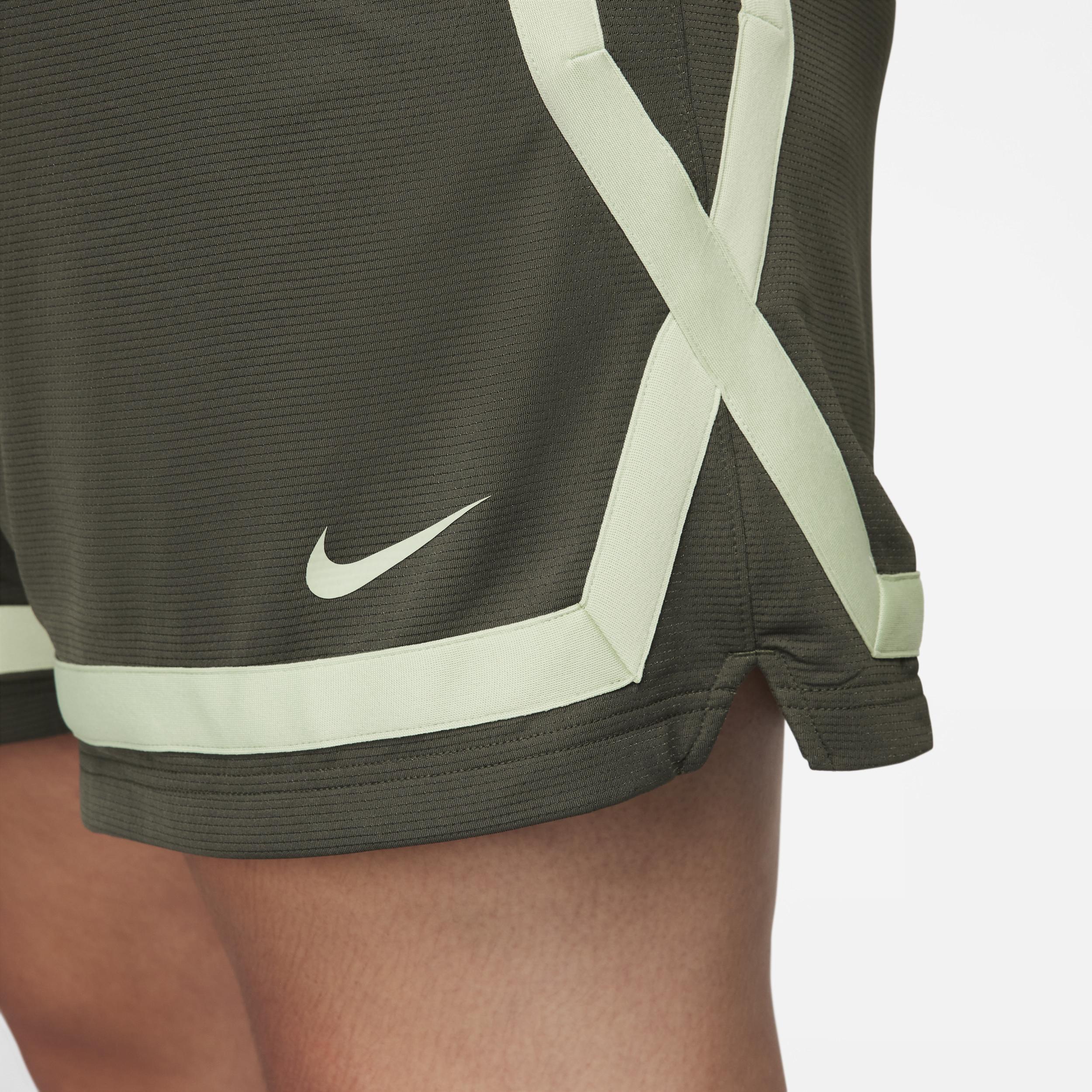 Nike Womens Sabrina Dri-FIT Basketball Shorts (Plus Size) Product Image