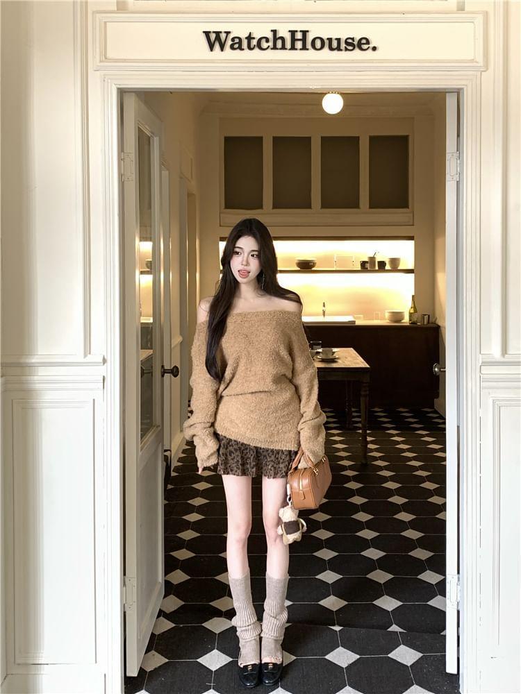 Off-Shoulder Plain Sweater / High Waist Leopard Print Mini A-Line Skirt Product Image