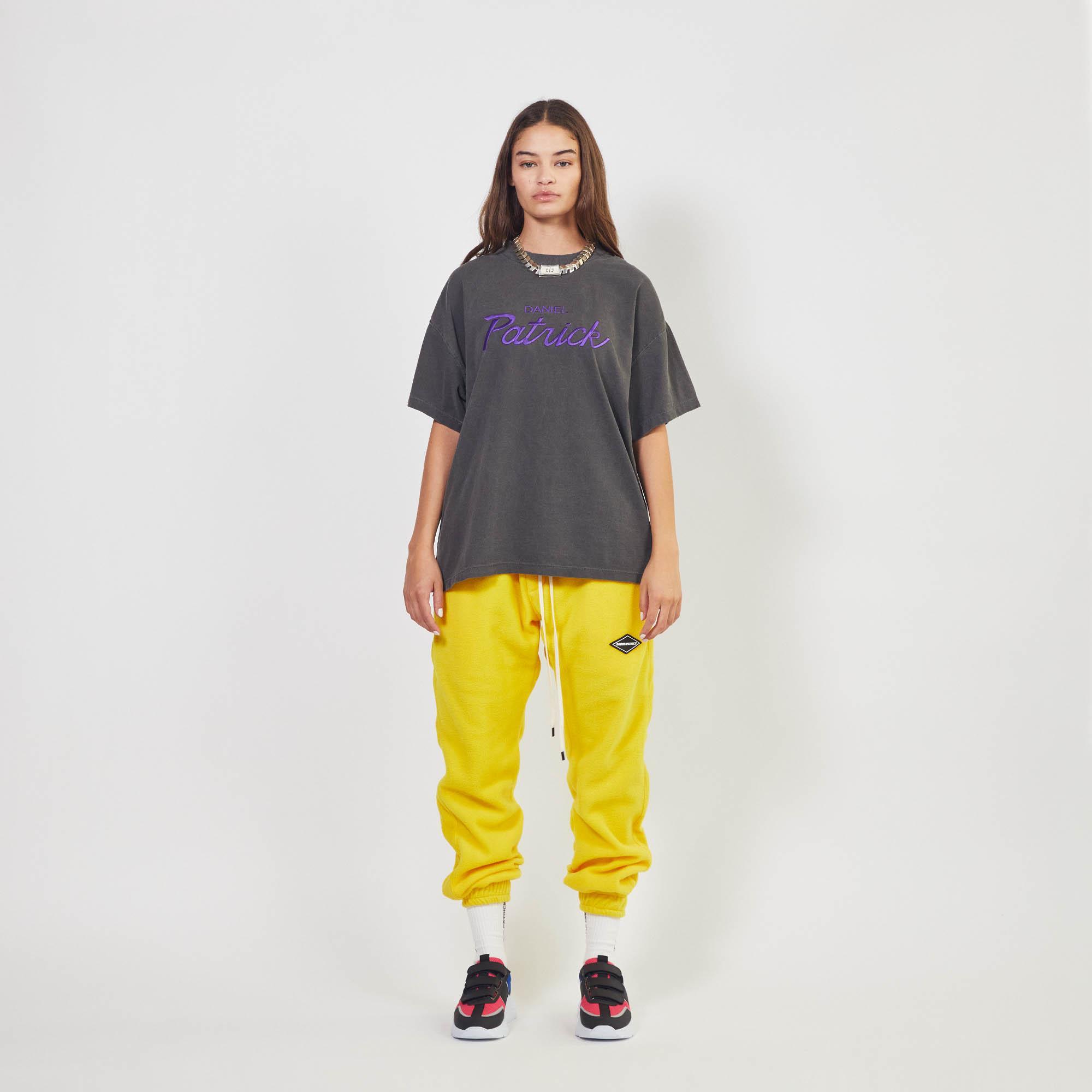 polar fleece roaming sweatpants / yellow Product Image