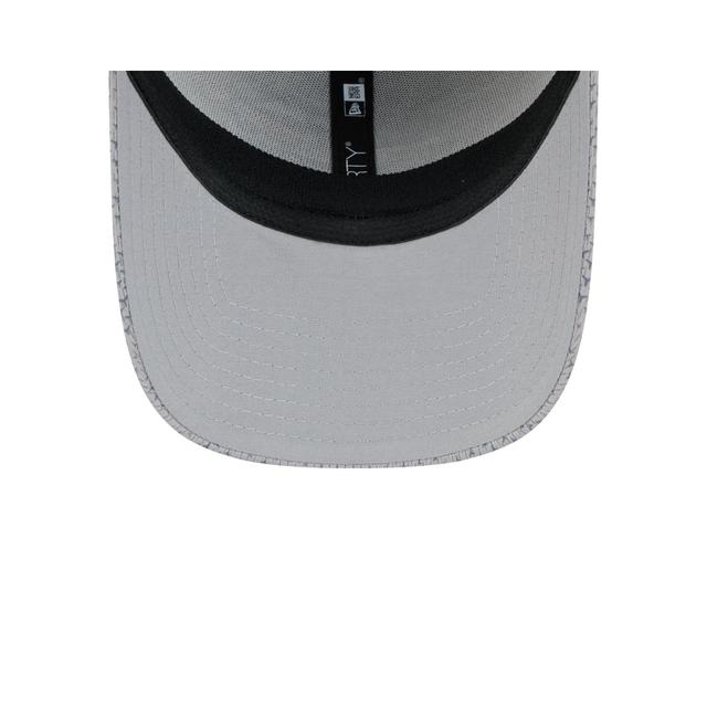 Buffalo Bills 2024 Sideline Gray 39THIRTY Stretch Fit Hat Male Product Image