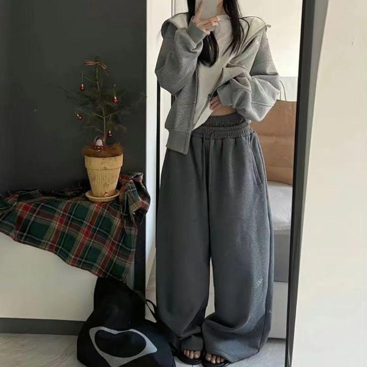 Low Waist Embroidered Loose-Fit Wide-Leg Sweatpants product image