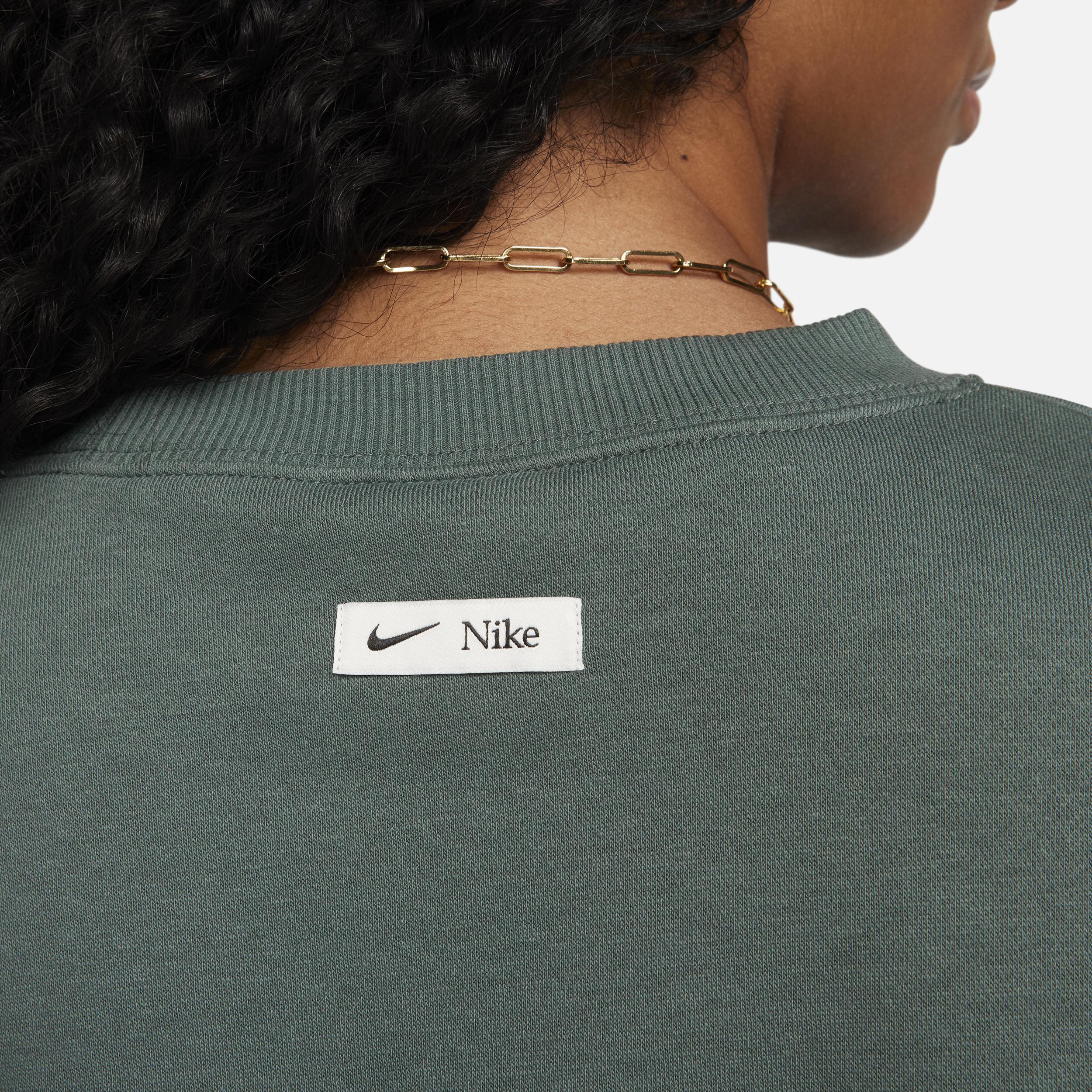 Womens Nike Sportswear Phoenix Fleece Oversized Cropped Crew-Neck Sweatshirt Product Image