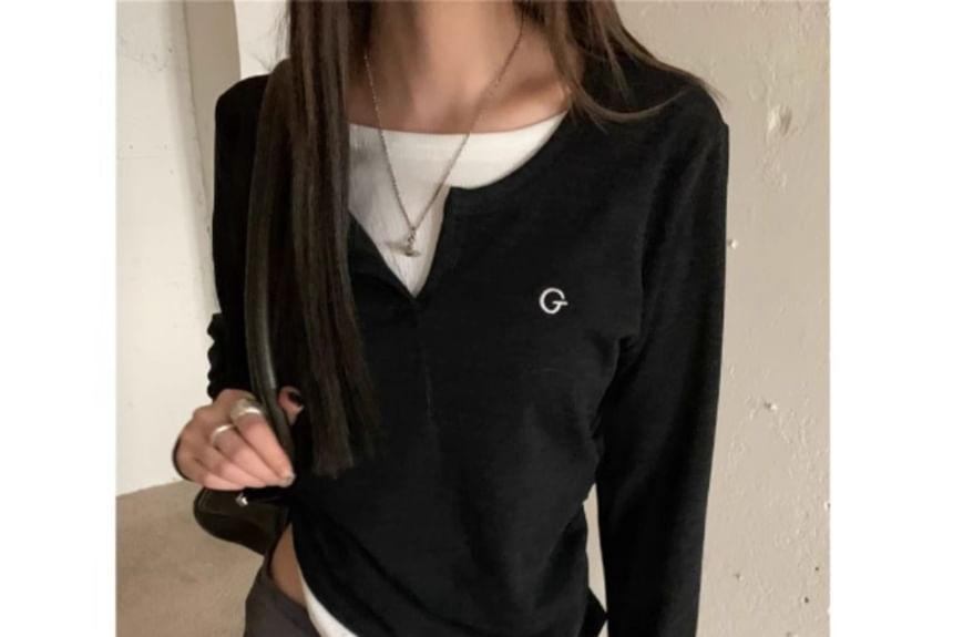 Long Sleeve Mock Two Piece Color-Block Crop Top Product Image