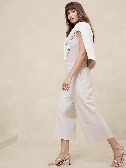 Linen-Blend Pull-On Wide-Leg Cropped Pant Product Image